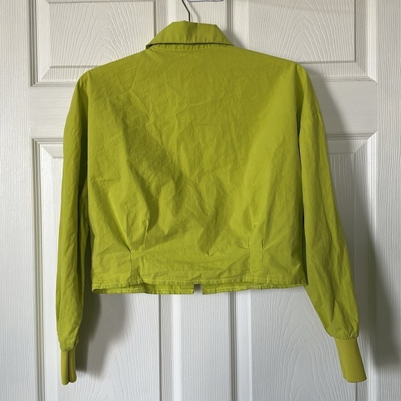 Ontwelfth Women’s Lime Green Retro Cropped Shirt Size Small - Picture 3 of 7